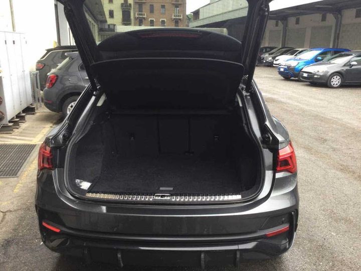 Q3 Sportback SUV 40 TDI quattro S tronic S Line Edition