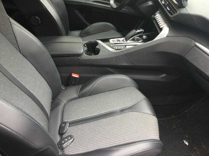 Peugeot 3008 BlueHDi 130 EAT8 S&S Allure Pack